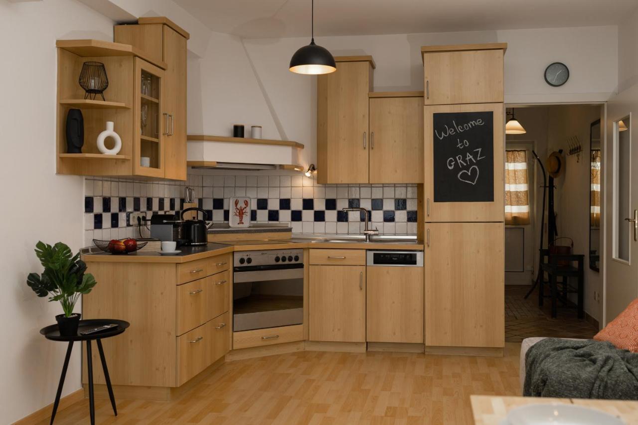 Fresh Apartment With Terrace + Free Parking Γκρατς Εξωτερικό φωτογραφία